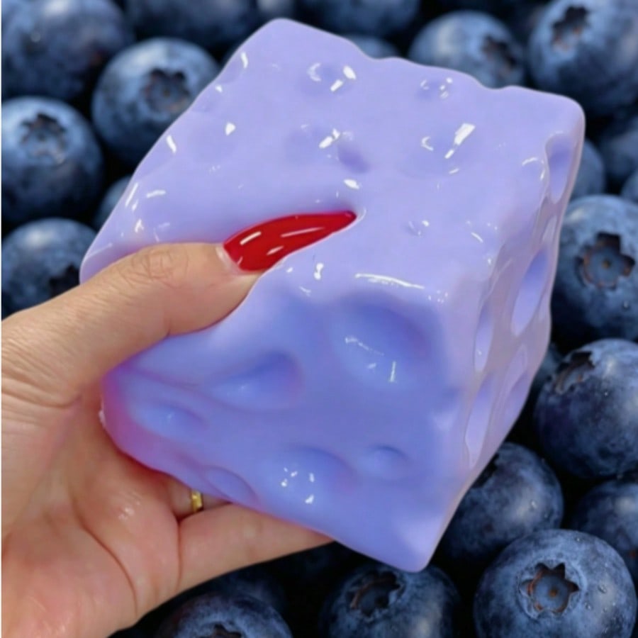 Wedding Yes - New Blueberry Cheese Cake Squishy Toy